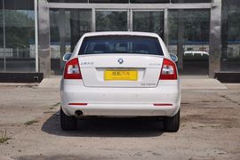 2014款斯柯达明锐1.6L手动逸杰版