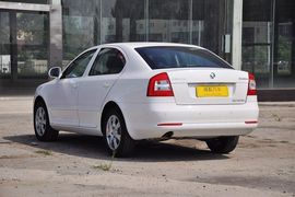 2014款斯柯达明锐1.6L手动逸杰版