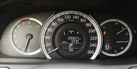 2013款第九代雅阁外出试驾