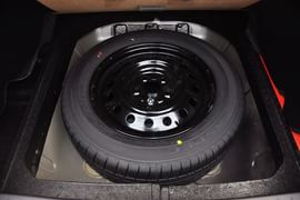 2012款铃木天语尚悦1.6L自动实用型升级版