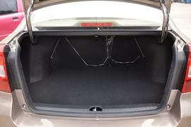 2012款铃木天语尚悦1.6L自动实用型升级版
