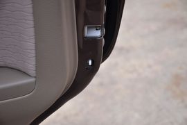 2012款铃木天语尚悦1.6L自动实用型升级版