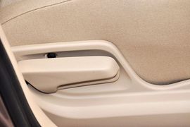 2012款铃木天语尚悦1.6L自动实用型升级版