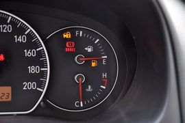 2012款铃木天语尚悦1.6L自动实用型升级版