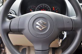 2012款铃木天语尚悦1.6L自动实用型升级版