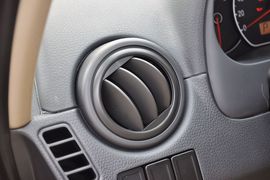 2012款铃木天语尚悦1.6L自动实用型升级版