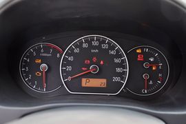 2012款铃木天语尚悦1.6L自动实用型升级版