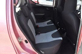 2013款铃木奥拓1.0L手动20周年限量版