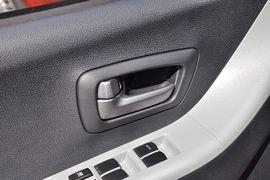 2013款铃木奥拓1.0L手动20周年限量版