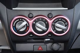 2013款铃木奥拓1.0L手动20周年限量版