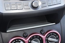 2013款铃木奥拓1.0L手动20周年限量版