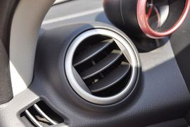 2013款铃木奥拓1.0L手动20周年限量版