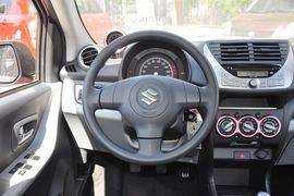 2013款铃木奥拓1.0L手动20周年限量版