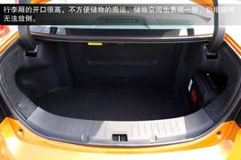 2014款比亚迪秦试驾