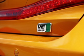 2014款比亚迪秦试驾