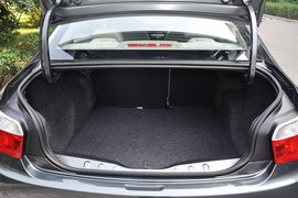 2014款东风雪铁龙爱丽舍1.6L手动型