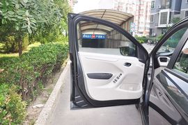 2014款东风雪铁龙爱丽舍1.6L手动型