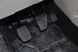 2014款东风雪铁龙爱丽舍1.6L手动型