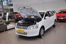 2013款全新桑塔纳1.6L自动风尚版