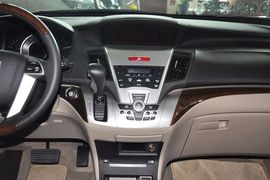 2013款本田奥德赛2.4L豪华版