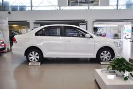 2013款全新桑塔纳1.6L自动风尚版