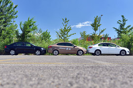 与“标杆”比高