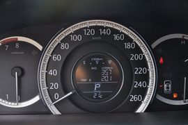 2014款雅阁2.4EXN豪华导航版实拍