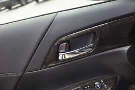 2014款雅阁2.4EXN豪华导航版实拍