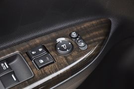 2014款雅阁2.4EXN豪华导航版实拍