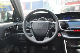 2014款雅阁2.4EXN豪华导航版实拍