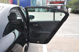 2014款雅阁2.4EXN豪华导航版实拍