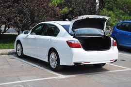 2014款本田雅阁2.4EX豪华版