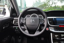 2014款本田雅阁2.4EX豪华版