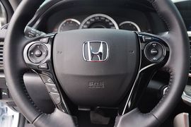 2014款本田雅阁2.4EX豪华版