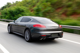 2014款保时捷Panamera佛山试驾