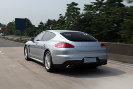 2014款保时捷Panamera佛山试驾