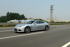 2014款保时捷Panamera佛山试驾