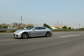 2014款保时捷Panamera佛山试驾