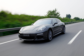 2014款保时捷Panamera佛山试驾