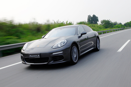 2014款保时捷Panamera佛山试驾