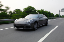 2014款保时捷Panamera佛山试驾