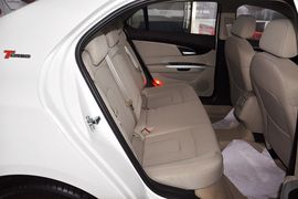 2013款北京绅宝2.0T舒适版