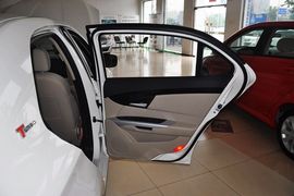 2013款北京绅宝2.0T舒适版