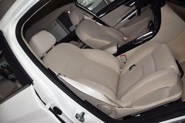 2013款北京绅宝2.0T舒适版