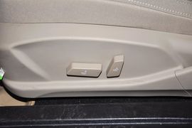 2013款北京绅宝2.0T舒适版