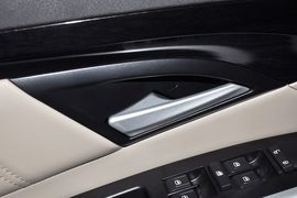 2013款北京绅宝2.0T舒适版