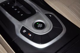 2013款北京绅宝2.0T舒适版