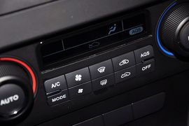 2013款北京绅宝2.0T舒适版