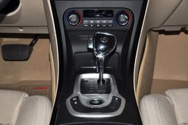 2013款北京绅宝2.0T舒适版