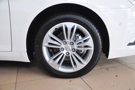 2013款北京绅宝2.0T舒适版